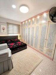 Blk 213 Bedok Town Centre (Bedok), HDB 3 Rooms #561034931
